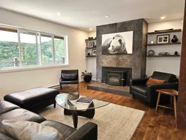 Breakfast Nook Photo of 40755 Thunderbird Ridge, Squamish, BC