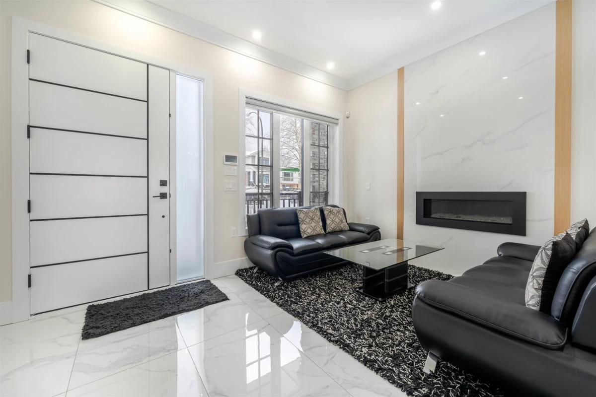 Living Room Photo of 1 6358 Windsor Street, Vancouver, BC
