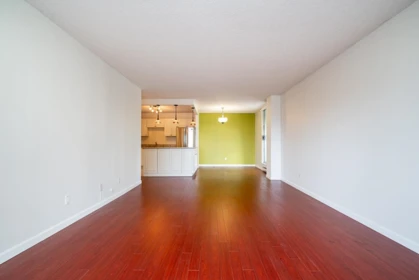 Office / Den Photo of 504 550 Eighth Street, New Westminster, BC