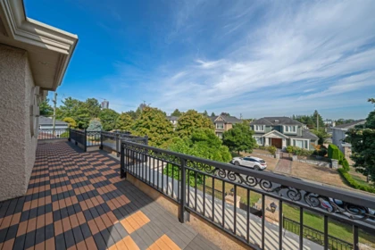 Hot Tub / Spa Photo of 6633 Neal Street, Vancouver, BC