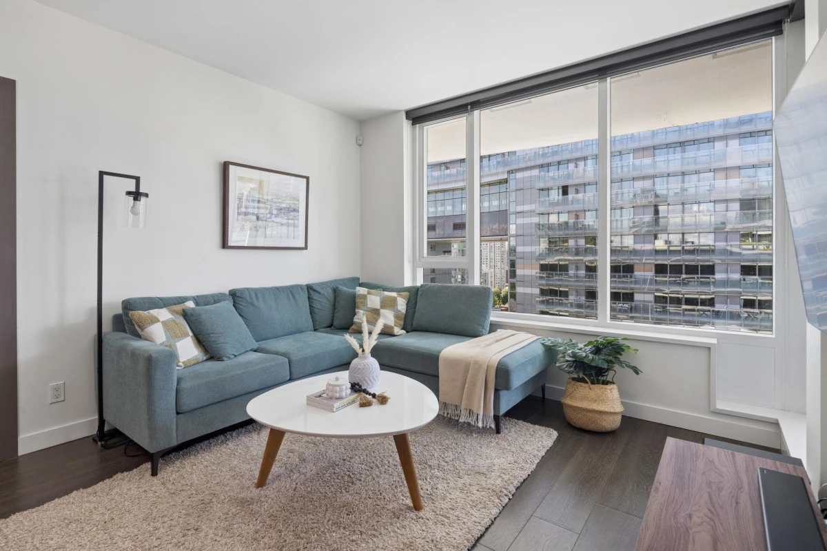 Family Room Photo of 2008 68 Smithe Street, Vancouver, BC