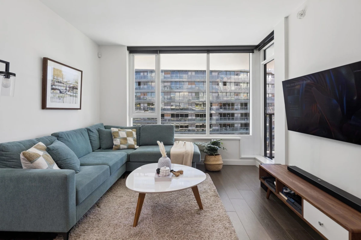 Living Room Photo of 2008 68 Smithe Street, Vancouver, BC