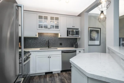 Kitchen Island Photo of 21 32849 Egglestone Avenue, Mission, BC