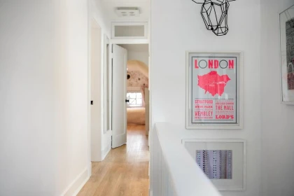 Entry Foyer Photo of 3392 W 8th Avenue, Vancouver, BC