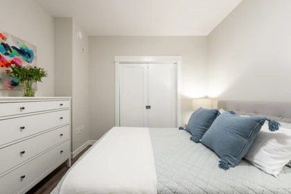 Guest Bathroom Photo of 103 1468 St. Andrews Avenue, North Vancouver, BC