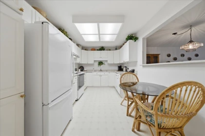 Breakfast Nook Photo of 23 12071 232b Street, Maple Ridge, BC
