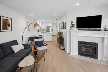 305 688 E 16th Avenue, Vancouver, BC, Vancouver — Apartment/Condo for sale