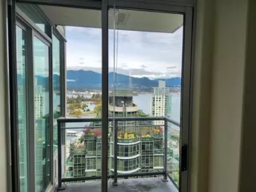Primary Bedroom Photo of 3307 1328 W Pender Street, Vancouver, BC