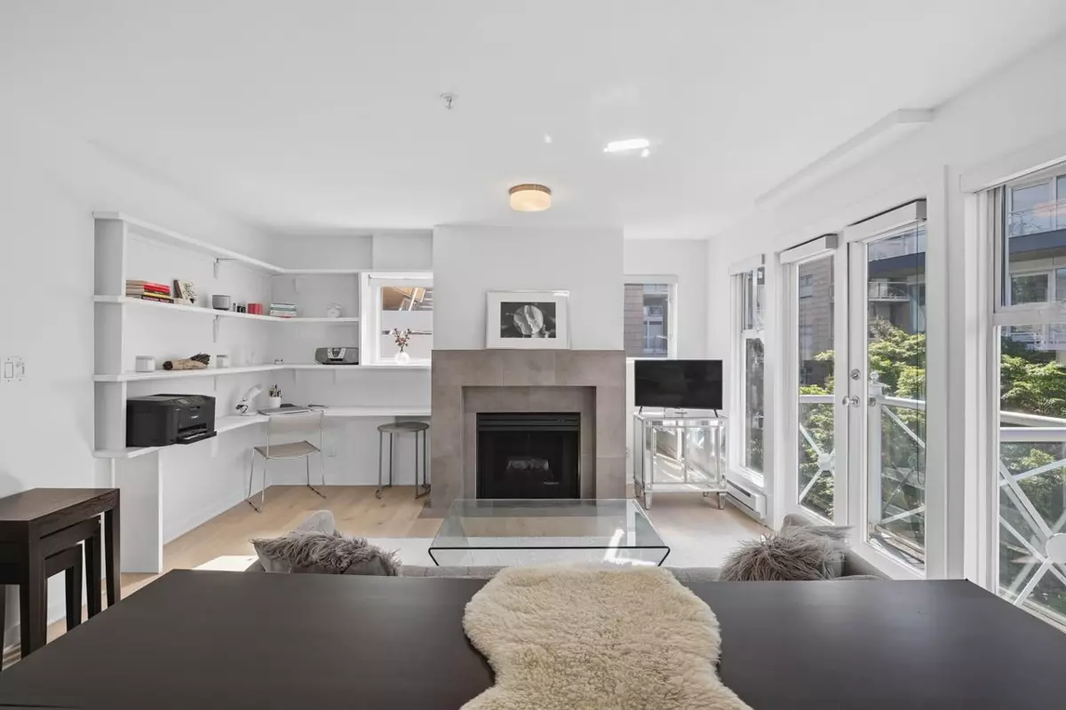 Family Room Photo of 401 1562 W 5th Avenue, Vancouver, BC