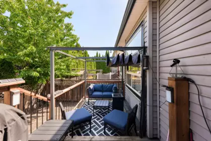 Garden / Landscaping Photo of 22131 Sharpe Avenue, Richmond, BC