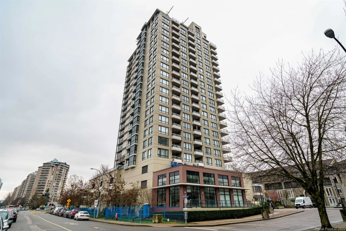Living Room Photo of 1102 1 Renaissance Square, New Westminster, BC