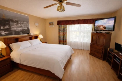 Bedroom 4 Photo of 2011 Seventh Avenue, New Westminster, BC