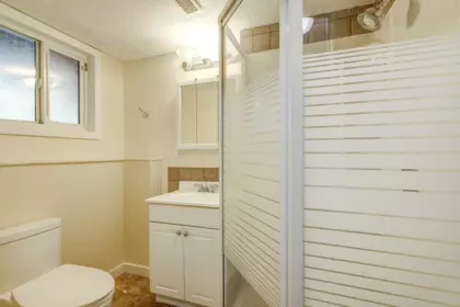 Hallway Photo of 31639 Charlotte Avenue, Abbotsford, BC