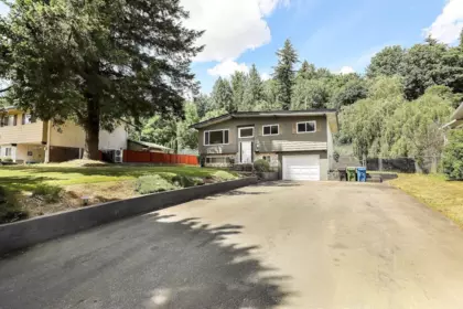 Kitchen Photo of 31639 Charlotte Avenue, Abbotsford, BC