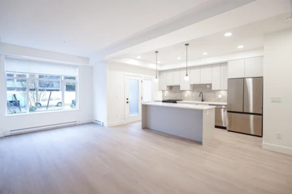 Pantry Photo of 104 3528 146a Street, White Rock, BC