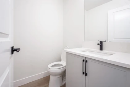 Primary Bedroom Photo of 104 3528 146a Street, White Rock, BC