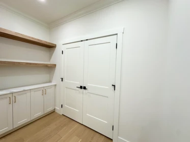 Hallway Photo of 1203 Castle Road, Gibsons, BC