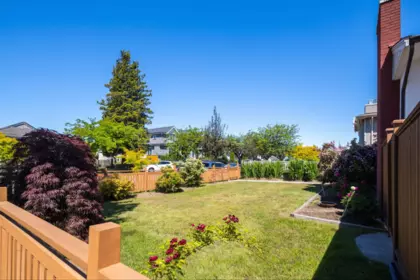 2911 E 51st Avenue, Vancouver, BC, Vancouver — Single Family Residence for sale