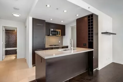 610 833 Homer Street, Vancouver, BC, Vancouver — Apartment/Condo for sale