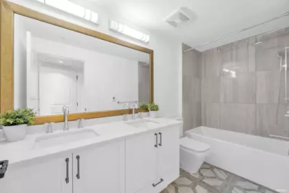 Laundry Room Photo of 469 W 63rd Avenue, Vancouver, BC
