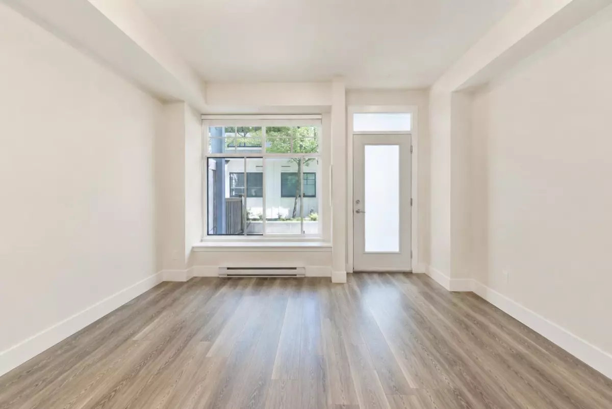 Dining Area Photo of 13 5132 Canada Way, Burnaby, BC