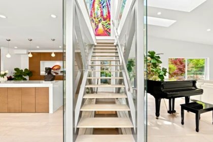 Basement Recreation Room Photo of 6236 Summit Avenue, West Vancouver, BC