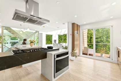 Office / Den Photo of 6236 Summit Avenue, West Vancouver, BC