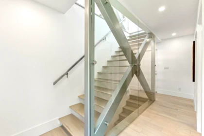 Street View Photo of 6236 Summit Avenue, West Vancouver, BC