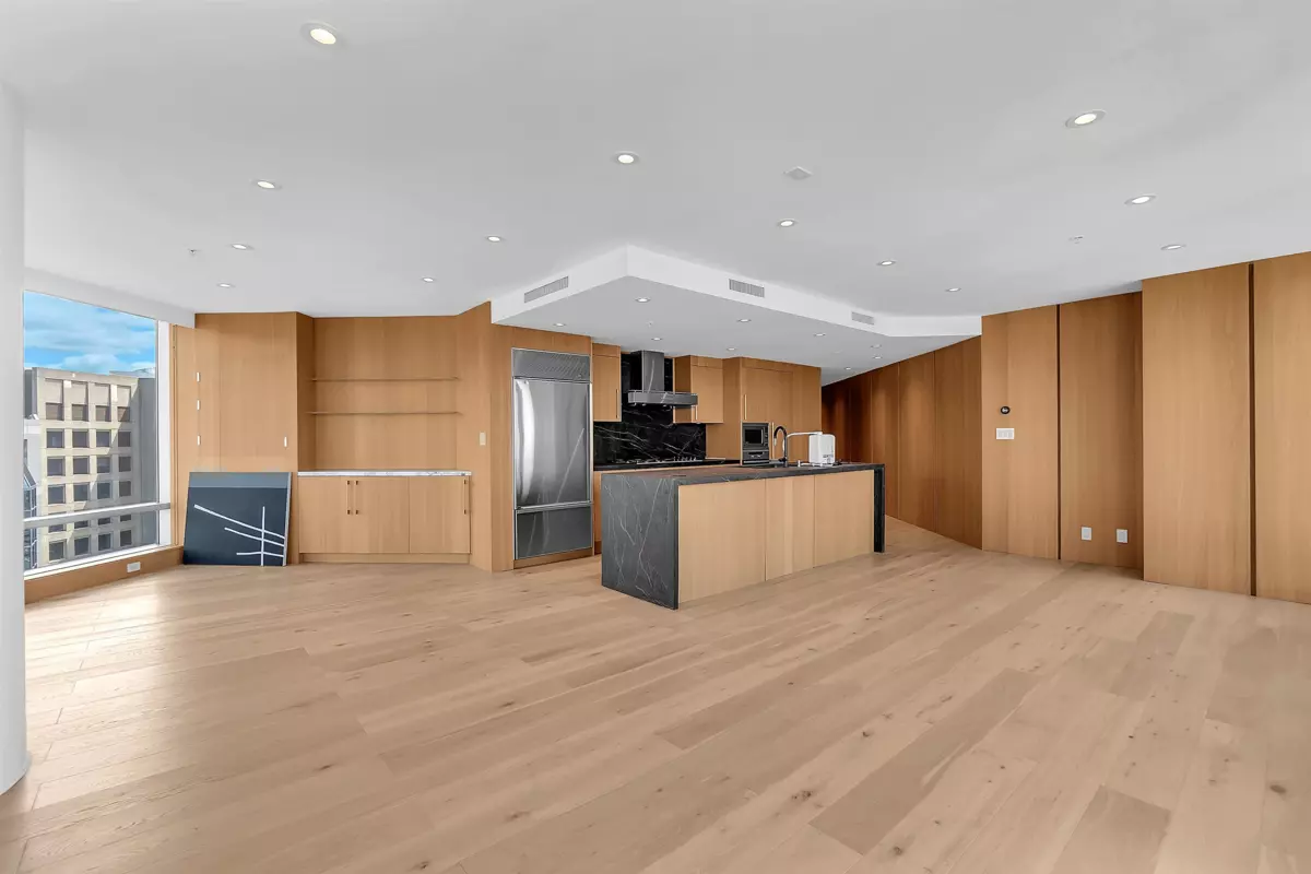 Family Room Photo of 3202 1111 Alberni Street, Vancouver, BC