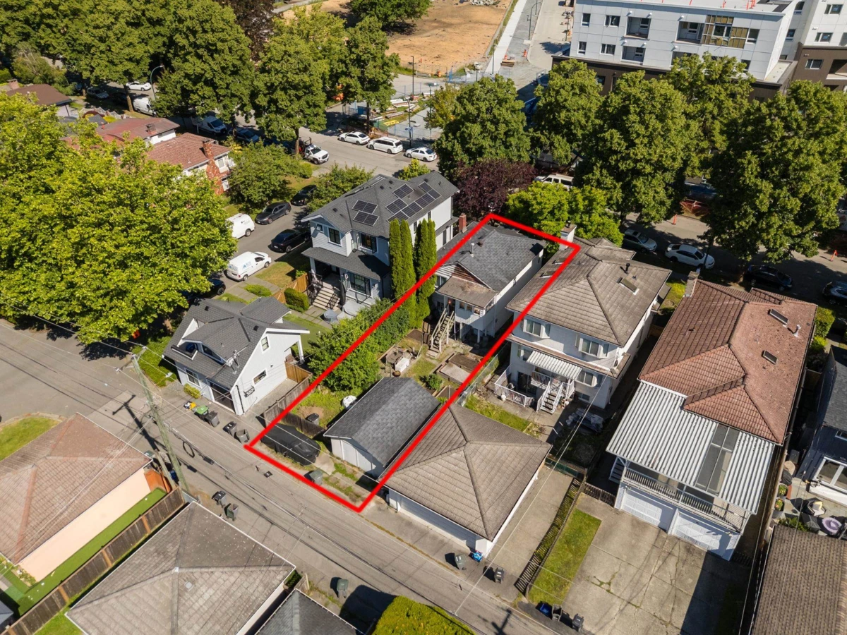 Exterior Rear Photo of 116 E 37th Avenue, Vancouver, BC