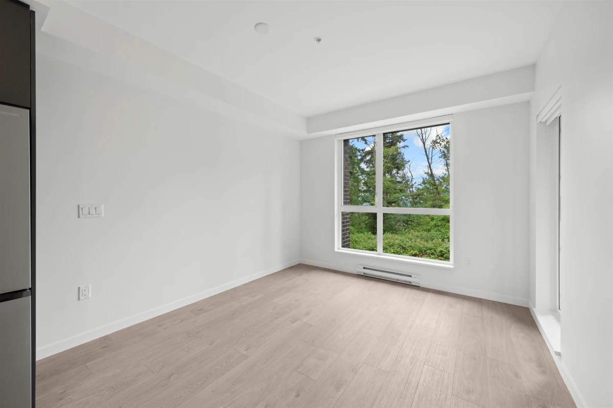 Dining Area Photo of 206 6585 195a Street, Surrey, BC