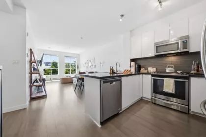 Primary Bedroom Photo of 328 15168 33 Avenue, Surrey, BC