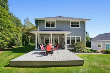 Garden / Landscaping Photo of 31991 Bench Avenue, Mission, BC