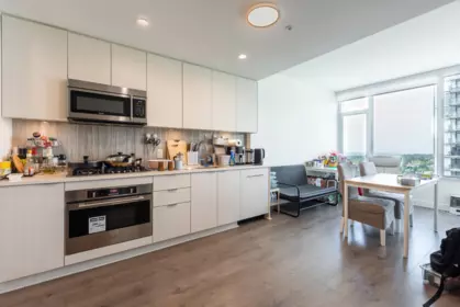Kitchen Island Photo of 1706 5051 Imperial Street, Burnaby, BC