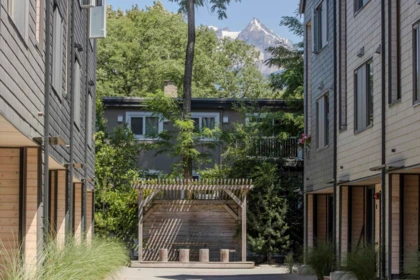 4 1089 Wilson Crescent, Squamish, BC, Squamish — Townhouse for sale