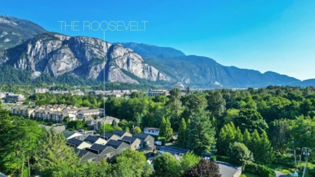 Hot Tub / Spa Photo of 4 1089 Wilson Crescent, Squamish, BC
