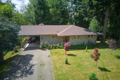 Hot Tub / Spa Photo of 33750 Mcconnell Road, Abbotsford, BC