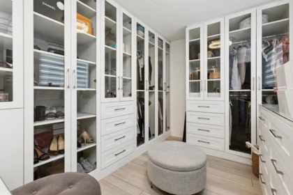 Mudroom Photo of 12182 101b Avenue, Surrey, BC
