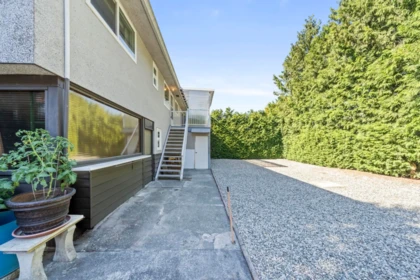 Front Yard Photo of 4938 58 Street, Delta, BC
