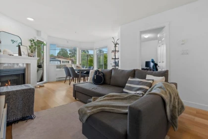 Breakfast Nook Photo of 211 3628 Rae Avenue, Vancouver, BC