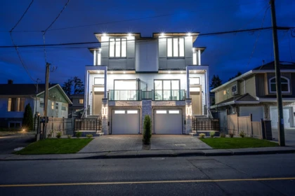 1 7303 14th Avenue, Burnaby, BC, Burnaby — Half Duplex for sale
