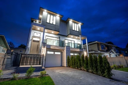 1 7303 14th Avenue, Burnaby, BC, Burnaby — Half Duplex for sale