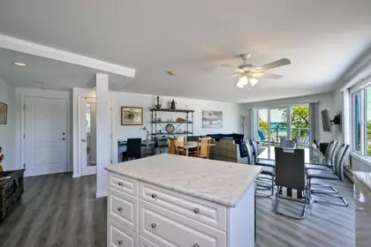Loft / Bonus Room Photo of 201 14881 Marine Drive, White Rock, BC