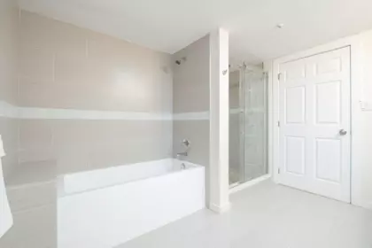 Guest Bathroom Photo of 108 15233 Pacific Avenue, White Rock, BC