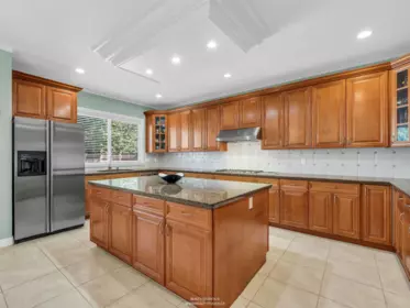Guest Bathroom Photo of 3538 Bluebonnet Road, North Vancouver, BC