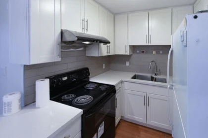 Kitchen Photo of 403 7171 Beresford Street, Burnaby, BC