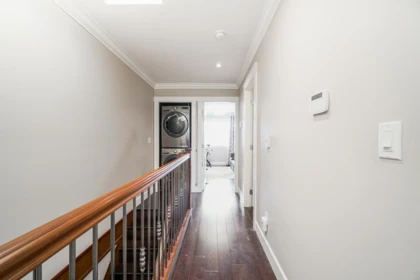 Office / Den Photo of 5603 Rhodes Street, Vancouver, BC