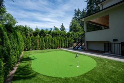 Fitness Center Photo Near 13909 28 Avenue, Surrey, BC