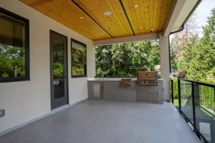 Hot Tub / Spa Photo of 13909 28 Avenue, Surrey, BC