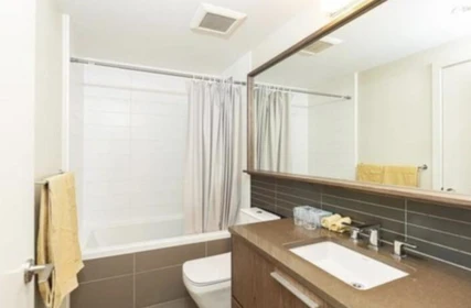 504 2975 Atlantic Avenue, Coquitlam, BC, Coquitlam — Apartment/Condo for sale